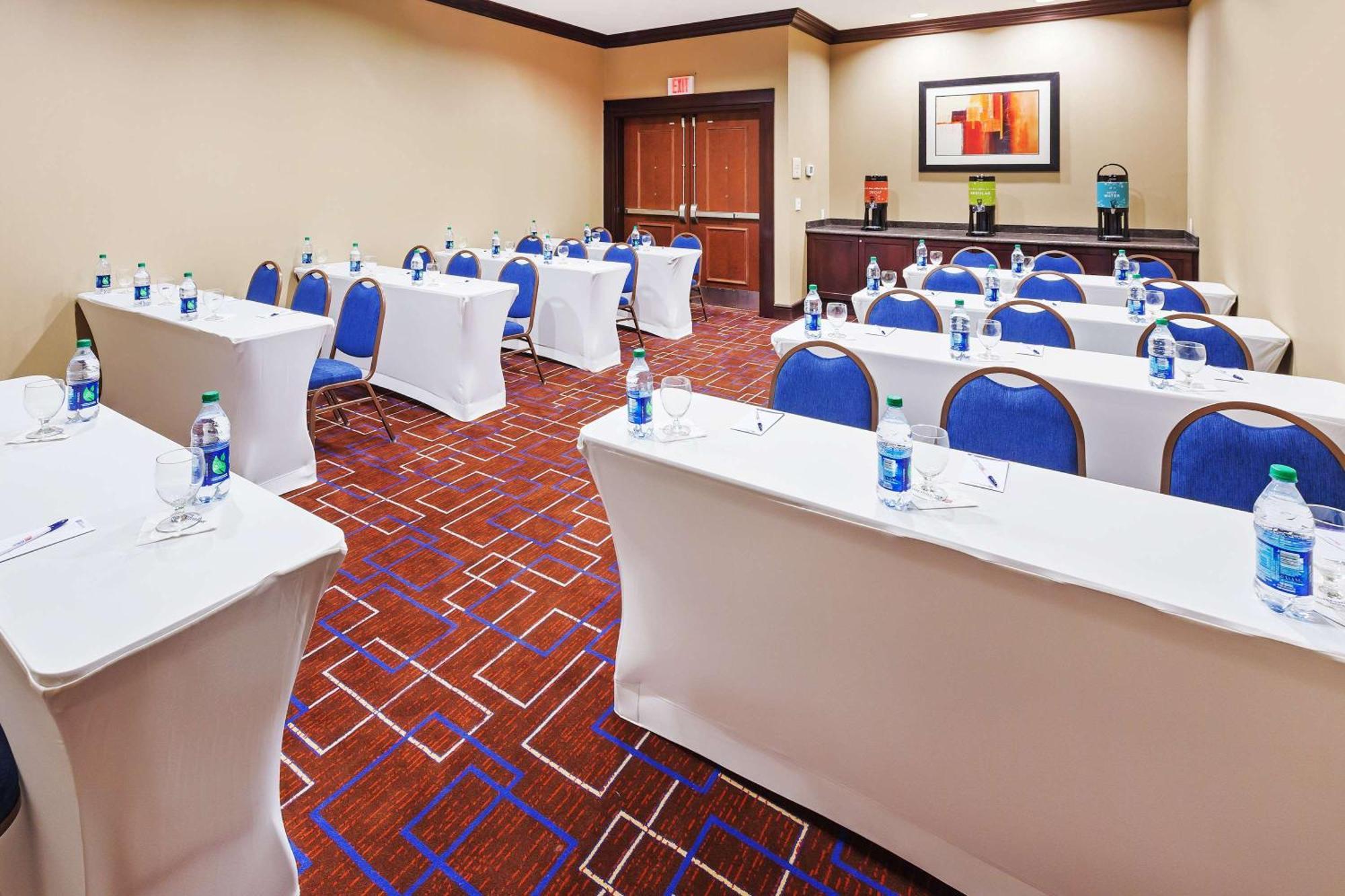 Hilton Garden Inn Midland Exterior photo