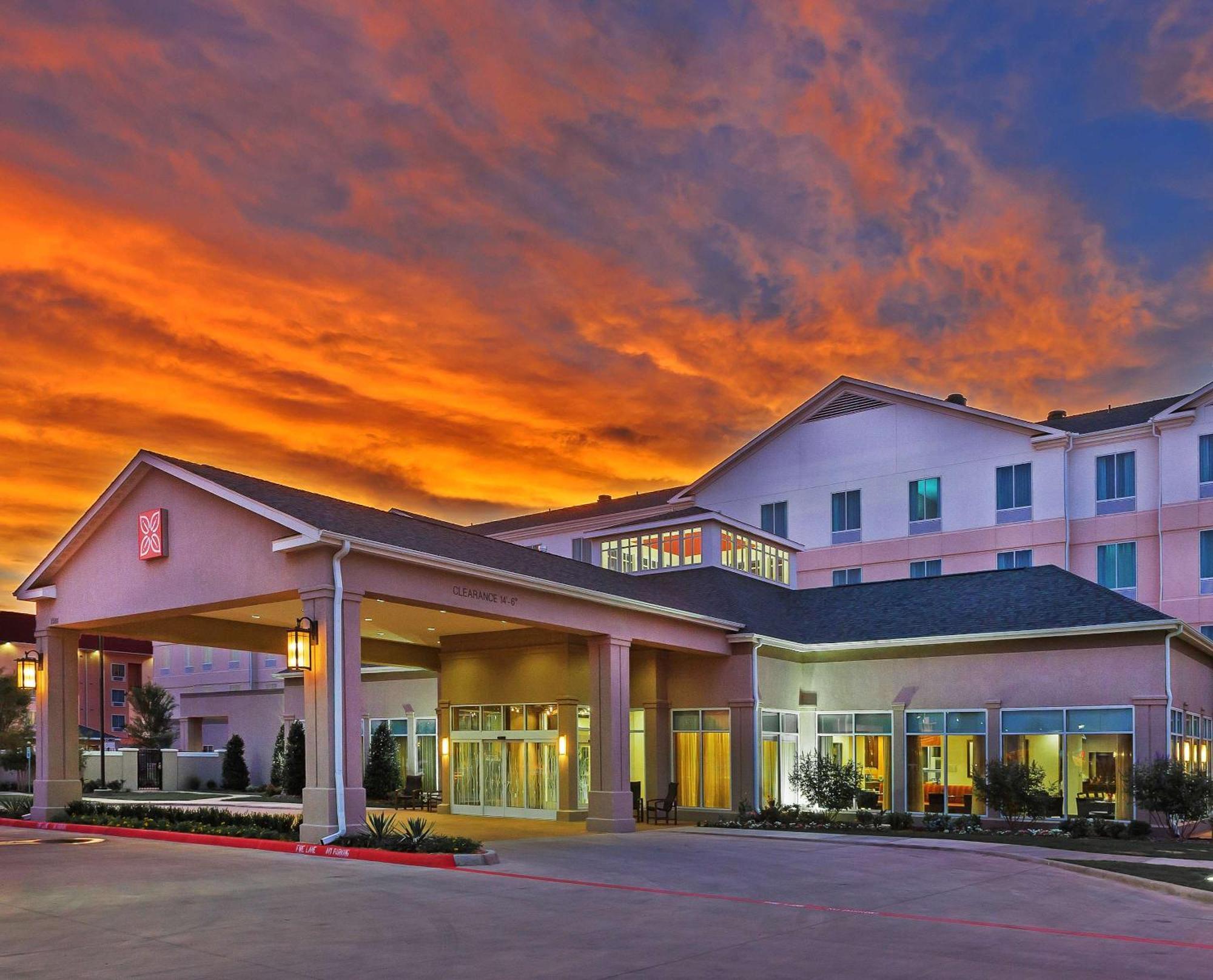 Hilton Garden Inn Midland Exterior photo